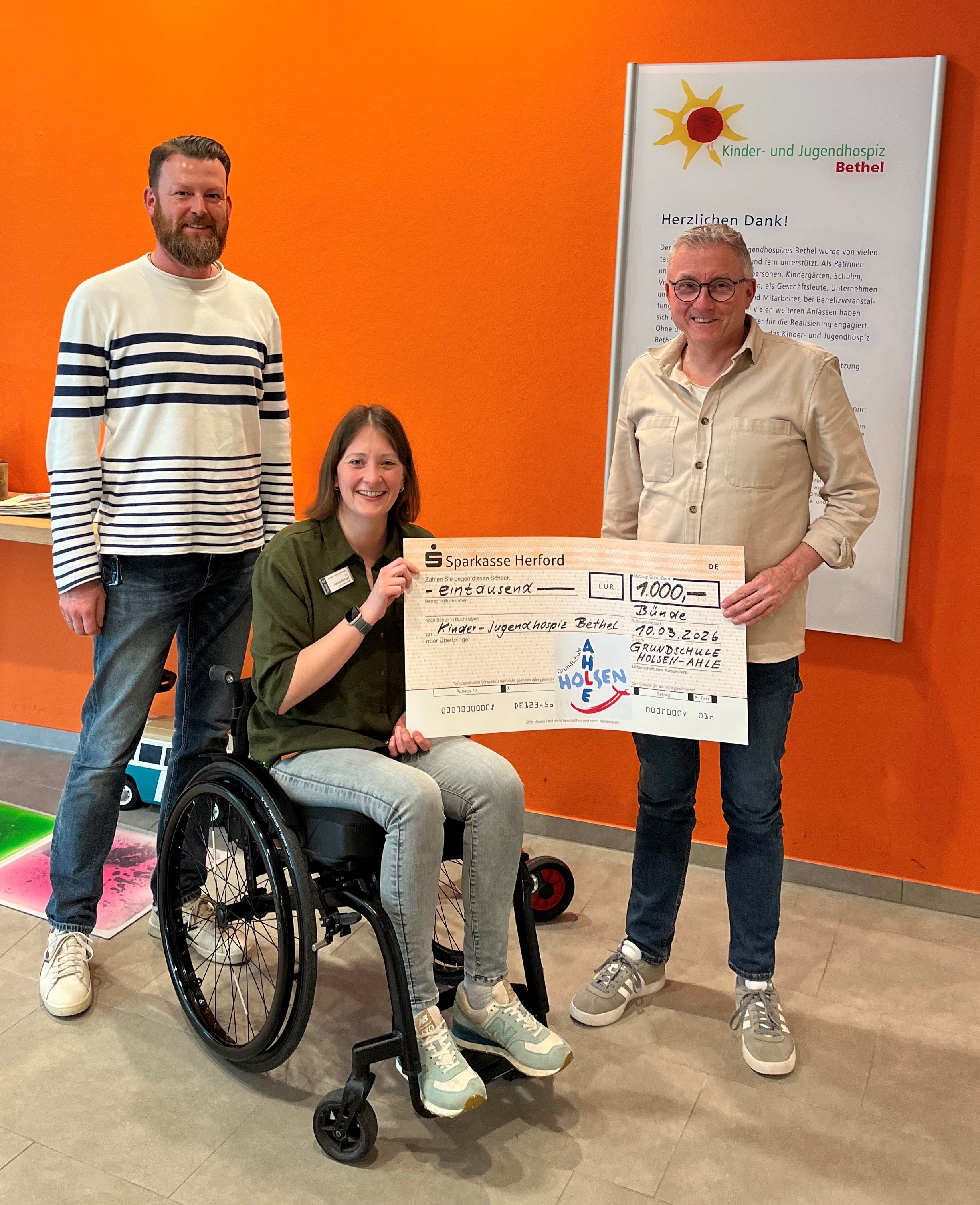 2026 03 Foto Scheckübergabe