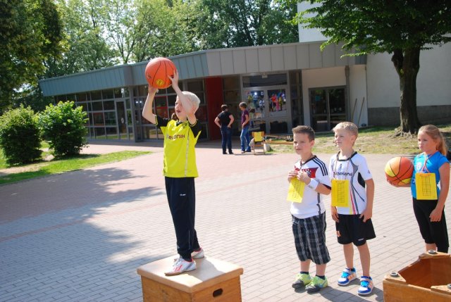 Sport- und  Spielfest 27.06.2014