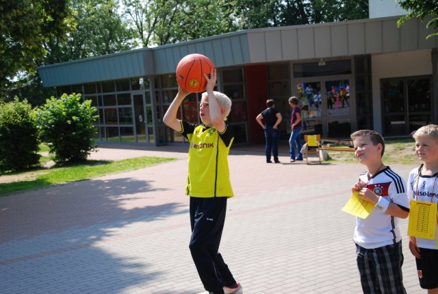 Sport- und  Spielfest 27.06.2014